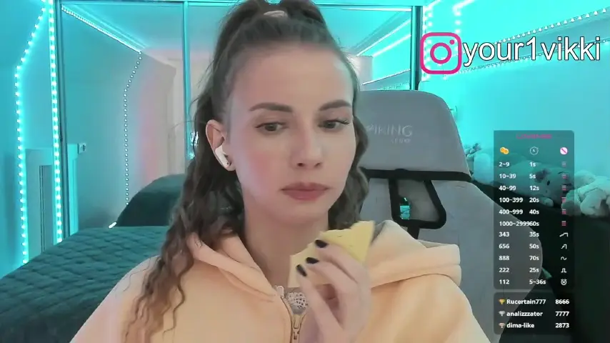 -vikkil0vescheese-