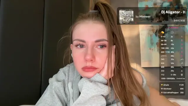 -vikkil0vescheese-