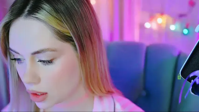 000---