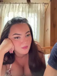 3hotandyoung3