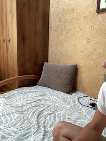 3hotandyoung3