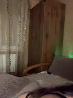 3hotandyoung3