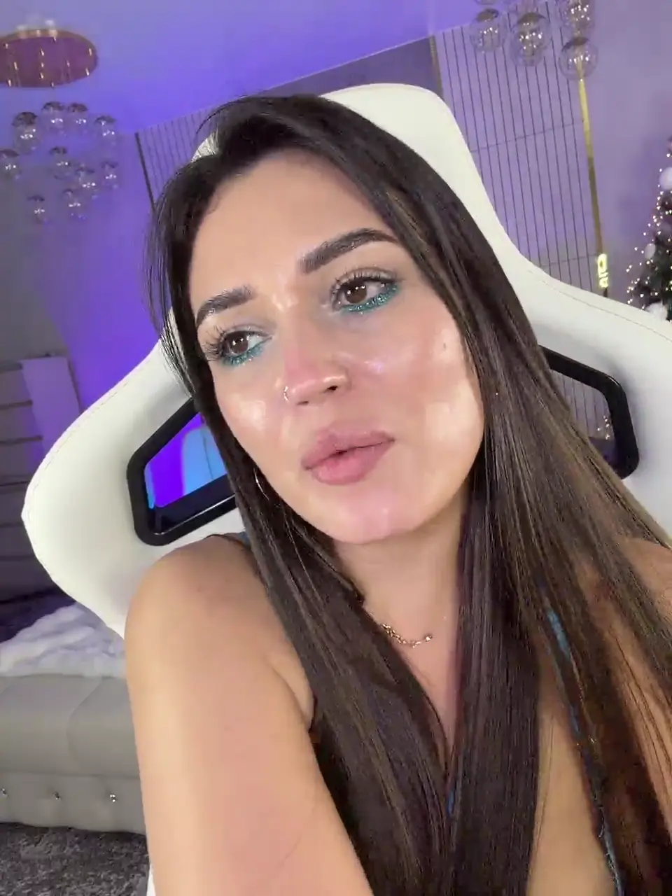 adel-chocolatee