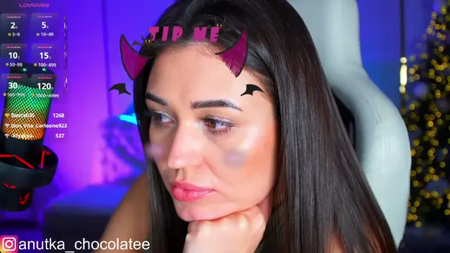 adel-chocolatee