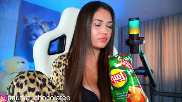 adel-chocolatee