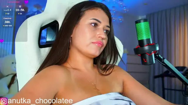 adel-chocolatee