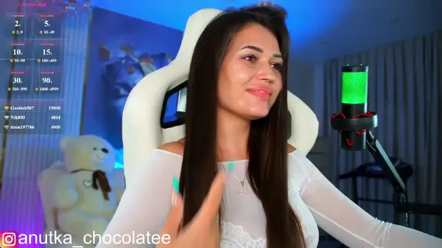adel-chocolatee
