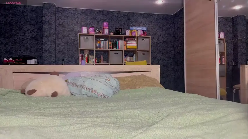 charmingaura1