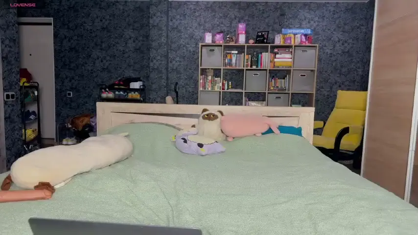 charmingaura1