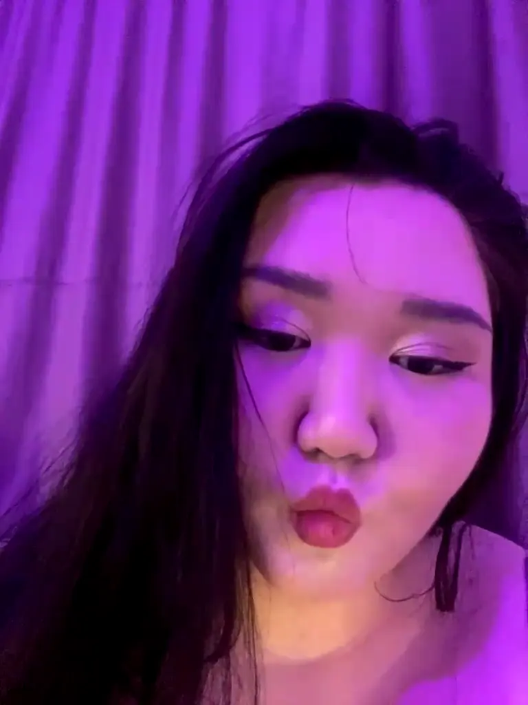 debbielu