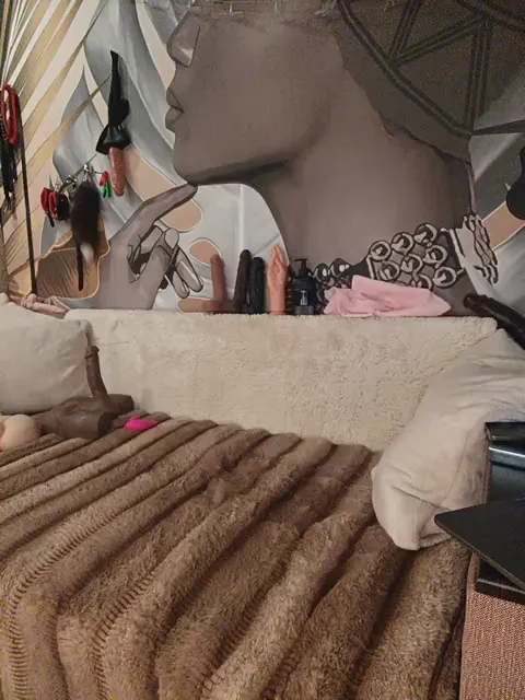 dianaahtender