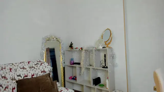 elina-syui