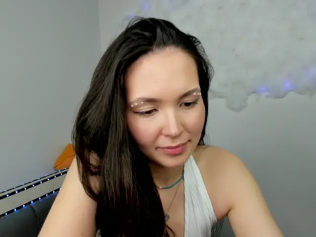 elina-syui