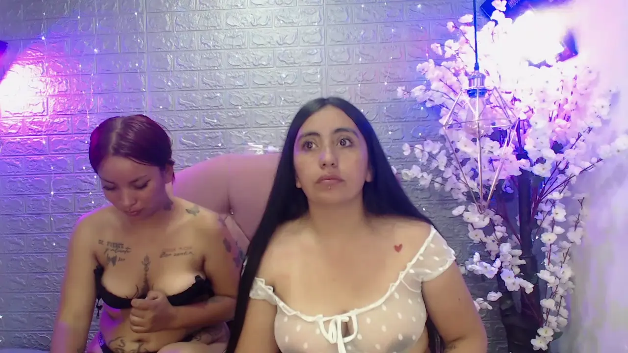 hotttgiirllesbian