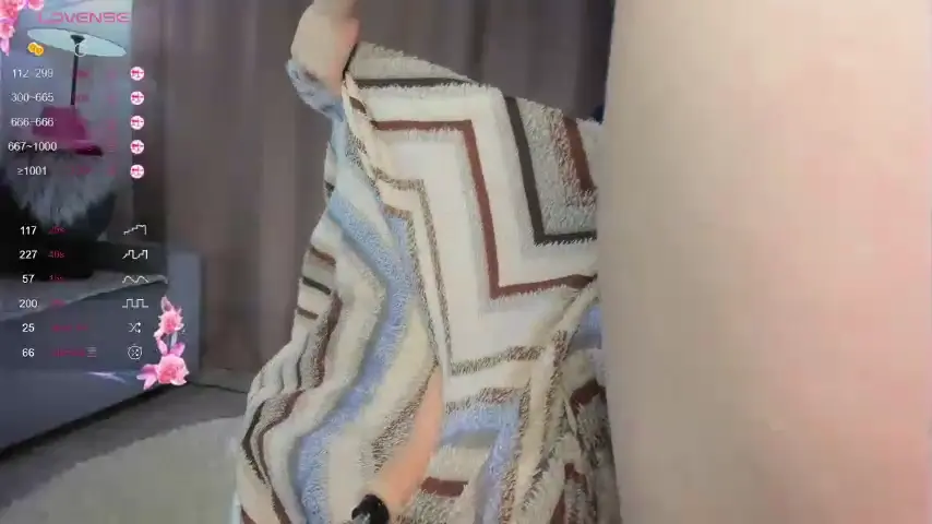 juicy-vikki