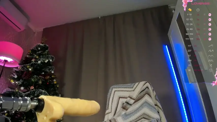juicy-vikki