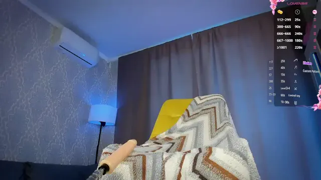 juicy-vikki