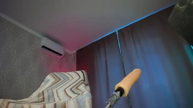 juicy-vikki