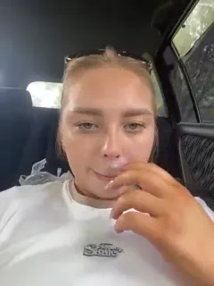 kiss