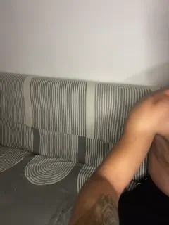 kiss