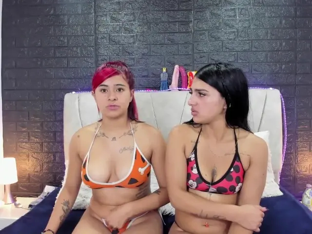 lesbian-hard-69-1