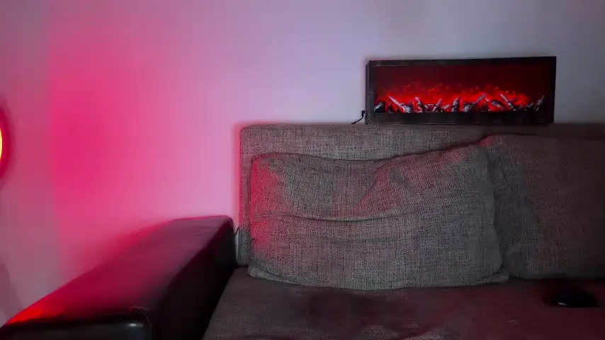 pinkfoxya