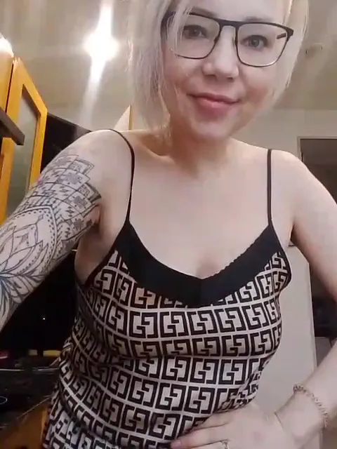 tilytily