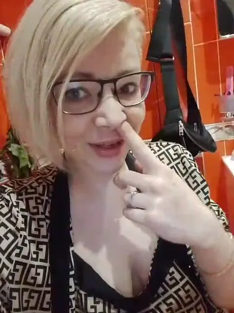 tilytily