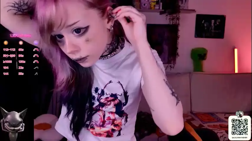 _lollyshy_