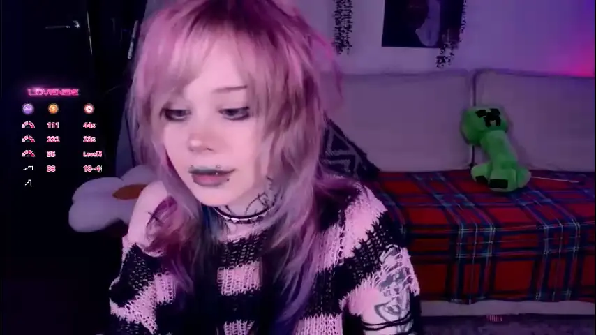 _lollyshy_