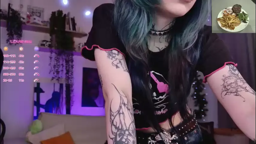 _lollyshy_