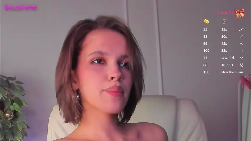 adalyn_glow