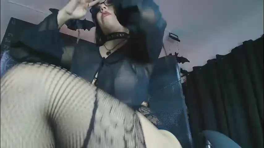 alexhoe_