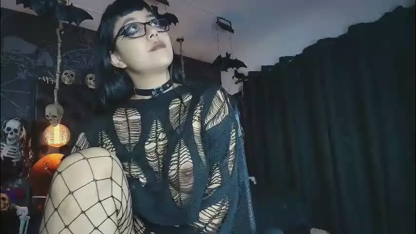 alexhoe_