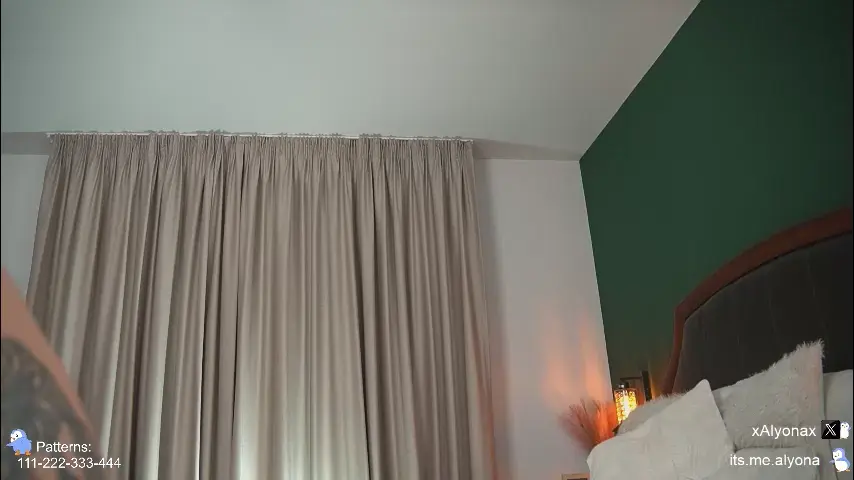 alyonaqueen_
