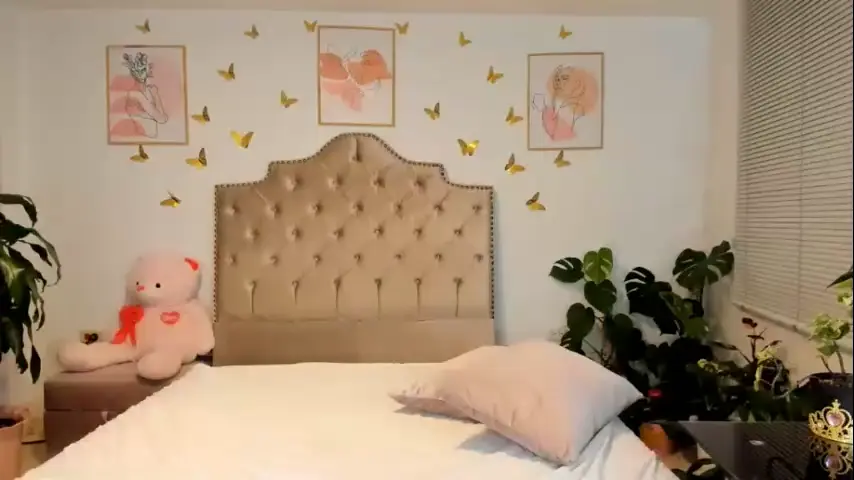 angie_modelo