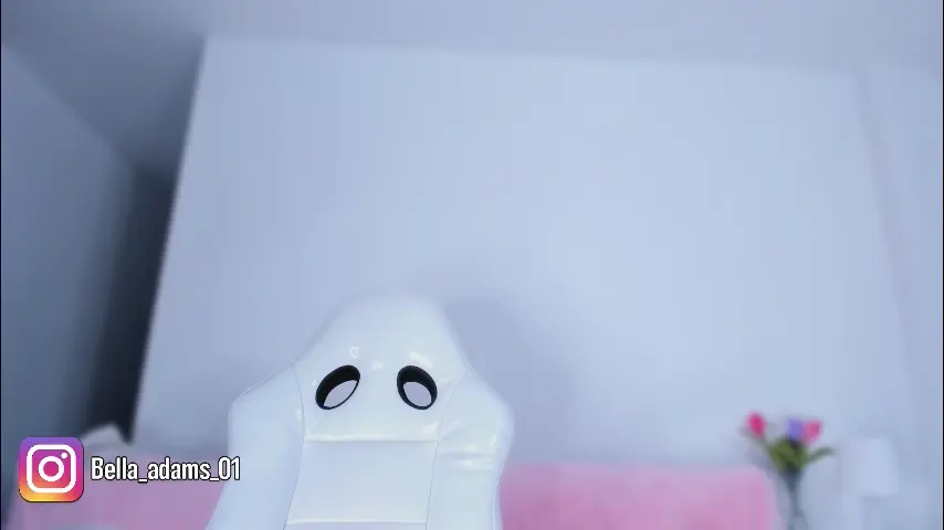 bella_adams_