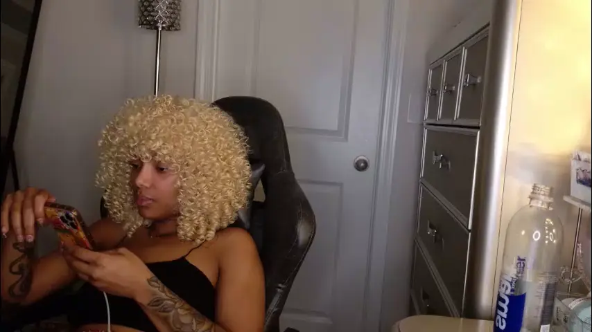 butterflybootyy
