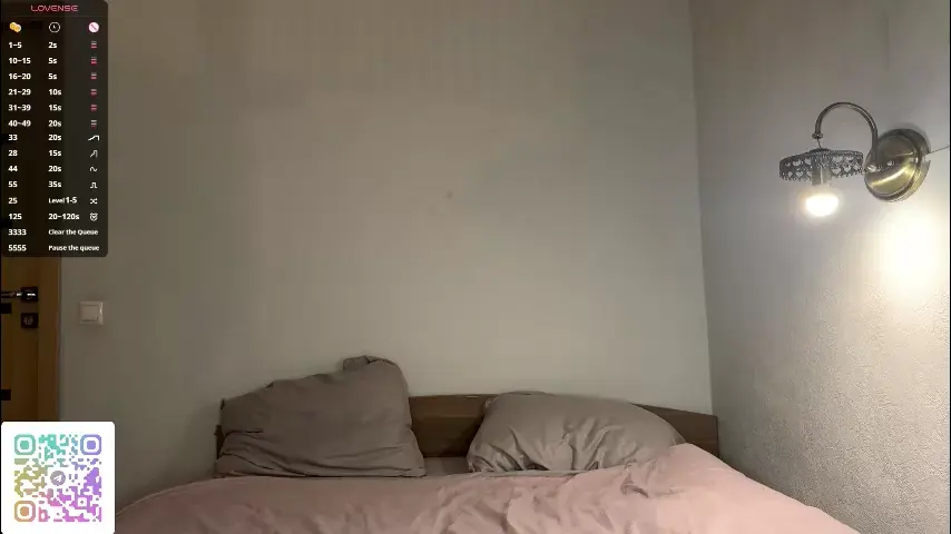 chloe_show