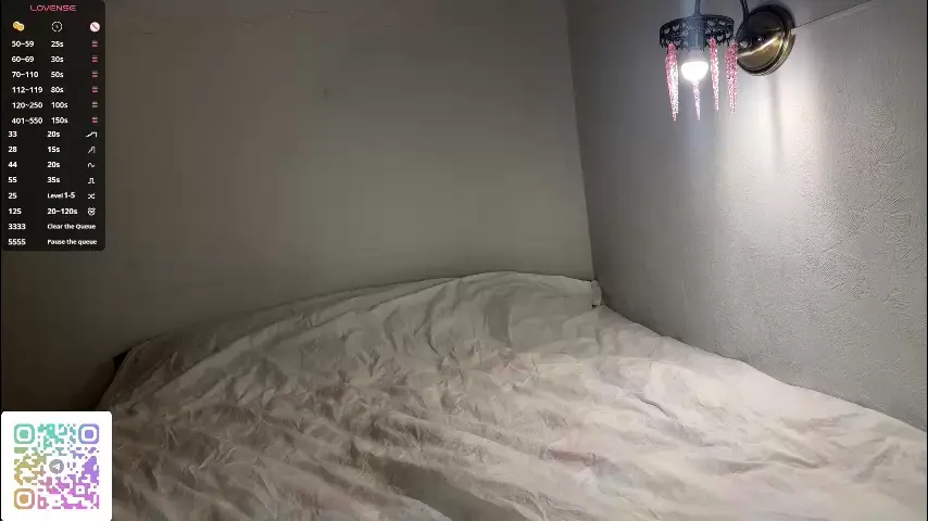 chloe_show