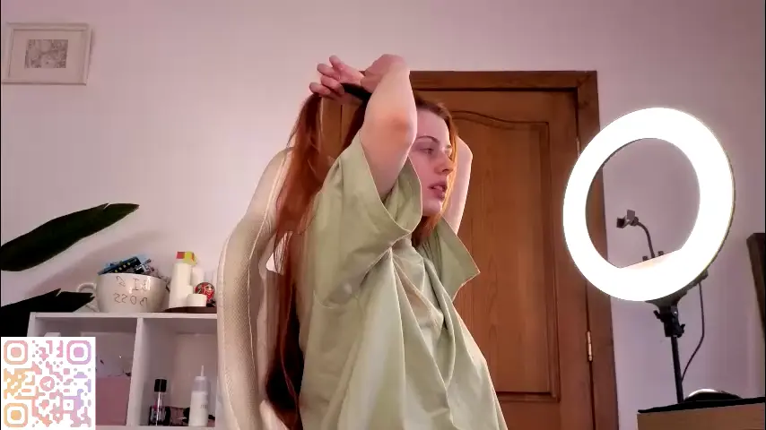 doll_lesli