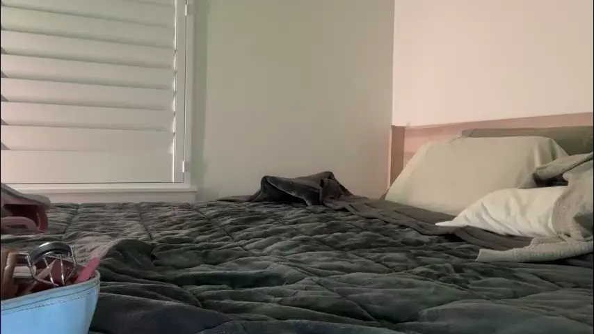 ella_hill