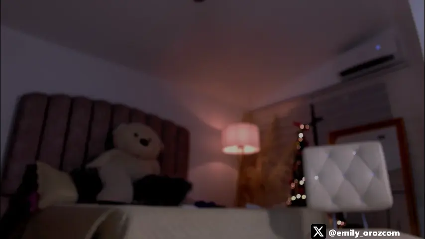 emily_____