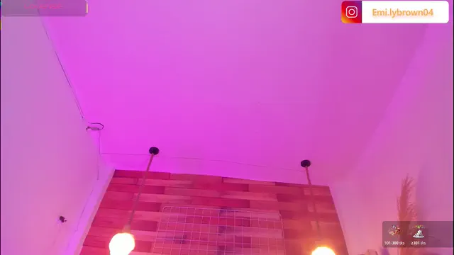emily_brown04