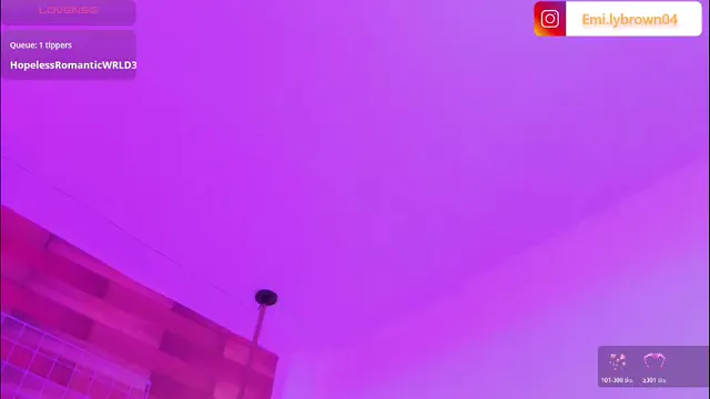 emily_brown04