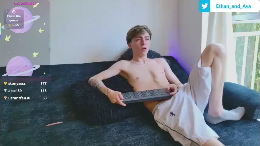 ethan_and_ava