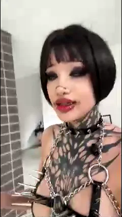 goth_dolll
