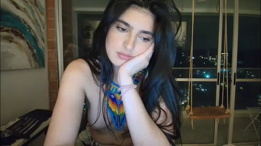hollyshit_
