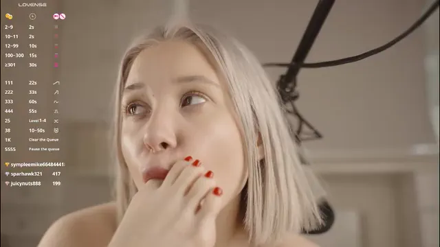 jennyplaudis_