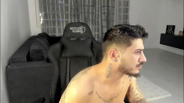 jonnyporn1